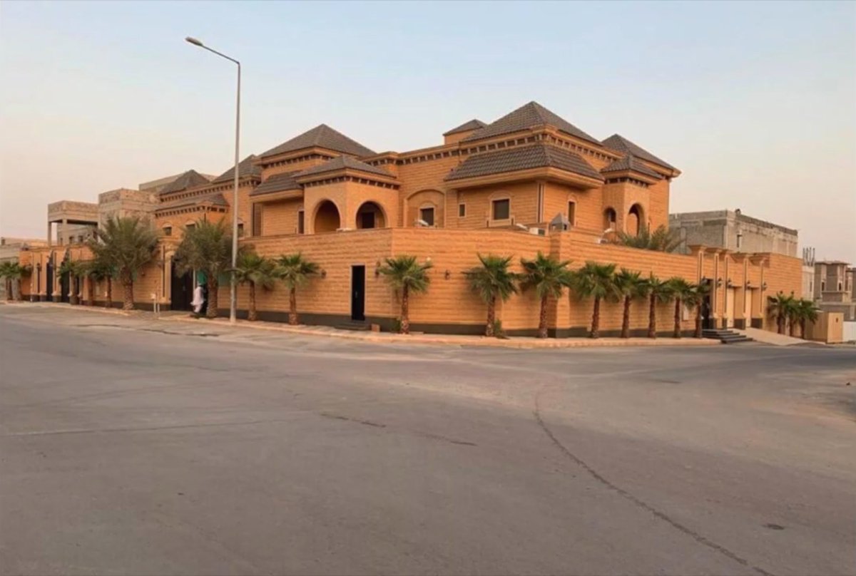 1Aqar's tweet photo. #Riyadh #الرياض #عقار
Estate Property | Saudi Arabia السعودية KSA 🇸🇦 | قصر جديد حي حطين مساحة 2631 متر 19 مليون 
.
قصر جديد حي حطين مساحة 2631 متر الحد 19 مليون 
القصر يوجد بداخلة فلتين ومسطحات وضيافة مكيفات مخفية على شارعين شمالي 28 م 
وغربي 15 م 
+966554944753
0554944753 https://t.co/PTL6tke3hd