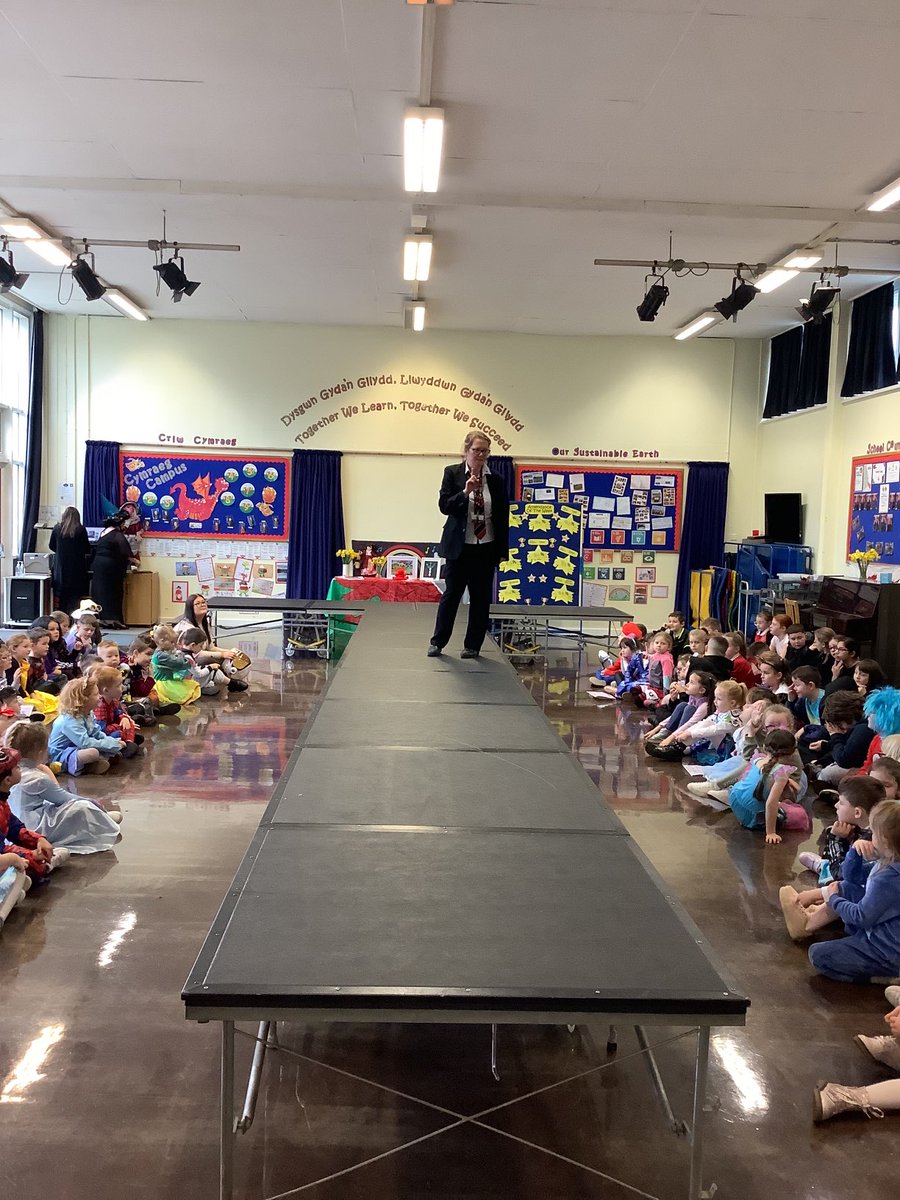 Miss Trunchball aka Miss Andrews controlling the ‘maggots’ (from Matilda)