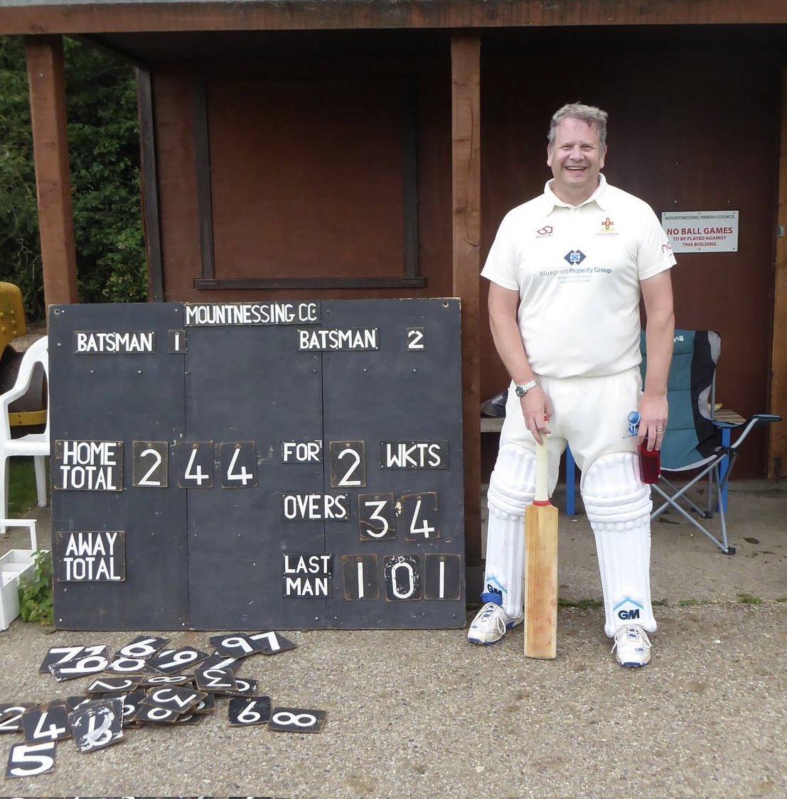 HuttonCCWomen's tweet photo. Happy BIG birthday to our esteemed manager / coach and @Hutton1864 player @tomoverington. 
Have a great day coach 🎉🥳🎈🎊 https://t.co/xxxVVKCkU8