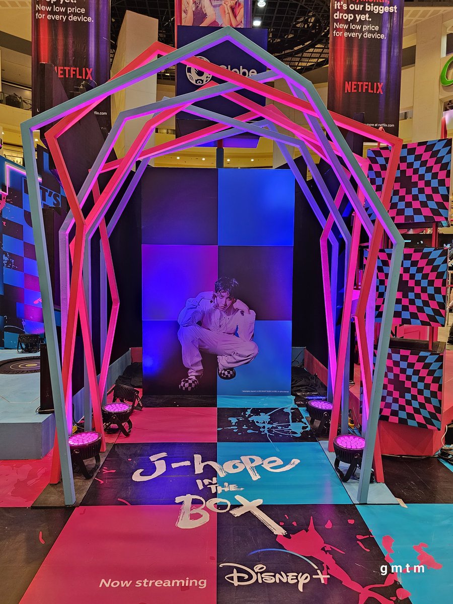 greyshtm's tweet photo. #jhope #JackInTheBox #DisneyPlus #DisneyPlusPH #GlobePH #jhopeINTHEBOX #GlobeUnboxesHope https://t.co/v8v0fYe2Cx