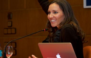 FundacionMPG's tweet photo. El 9M, #PowerYouXperience @UniversidadeUSC. ¿Quieres escuchar a @laquintavarela, experta en #RRHH especializada en la aplicación de la #psicología positiva a entornos de #trabajo? Consulta la agenda: https://t.co/ospOyT7tHQ e inscríbete:
https://t.co/G0hPteLfzU https://t.co/ZnW6DsOpoD