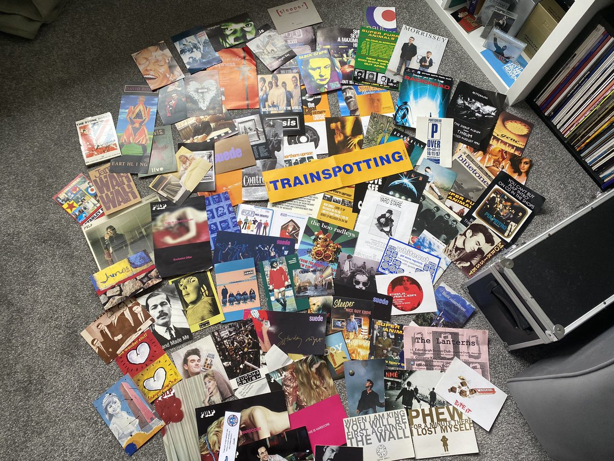 weealpha06's tweet image. Music memorabilia early 90’s #flyers #mailinglists