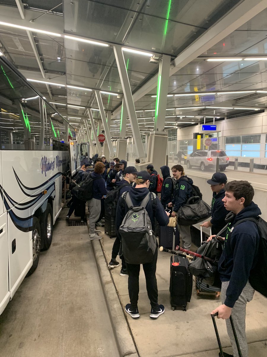 LancerBaseball2's tweet photo. Lancers off to Florida bright and early 3:30 am, tomorrow Opening Day!  Lancer Strong!! https://t.co/LyyfF4vUfx
