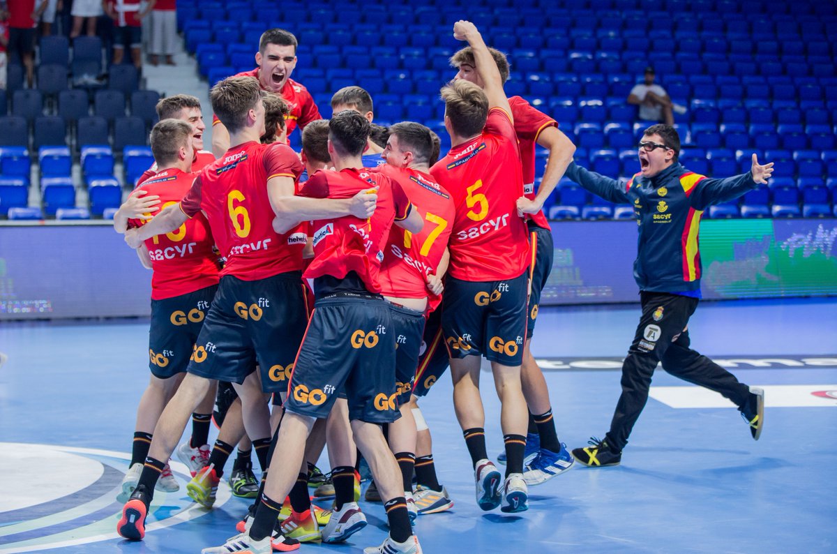 🗳️ ¡Los #HispanosJuveniles🇪🇸 ya conocen su camino en el Campeonato del Mundo 2023!

📊 Grupo D
🇰🇷 República de Corea
🇧🇷 Brasil
🇧🇭 Baréin

📌 Koprivnica (Croacia)
📆 2-13 Agosto

#Croatia2023 #Balonmano