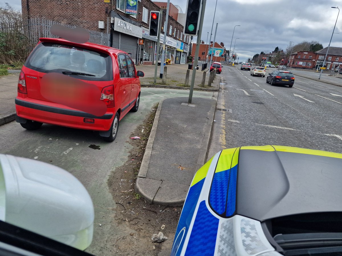 This Hyundai was spotted on the #M60 moving at 30 mph in lane 1. When stopped a short while later the driver was found to be driving otherwise than in accordance with a licence. The vehicle has been #seized and the driver reported.