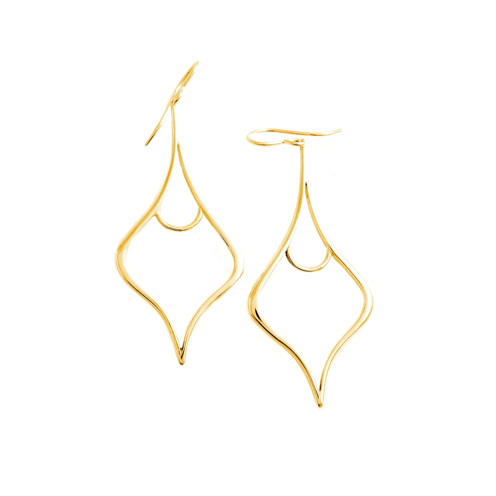LeanderMeander's tweet photo. Dripping in G O L D ✨ Our 18k gold plated pieces have such a regal, elegant vibrancy thanks to the rich yellow gold colour of 18k. We think it's pretty dreamy.... 😍
TOMORROW: Litchfield Park, AZ
R.S.V.P &amp; get a VIP show special before you shop at https://t.co/hDwV9G6TBt  https://t.co/13Ul1NElO6