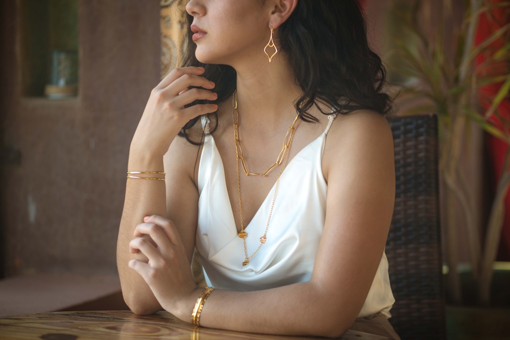 LeanderMeander's tweet photo. Dripping in G O L D ✨ Our 18k gold plated pieces have such a regal, elegant vibrancy thanks to the rich yellow gold colour of 18k. We think it's pretty dreamy.... 😍
TOMORROW: Litchfield Park, AZ
R.S.V.P &amp; get a VIP show special before you shop at https://t.co/hDwV9G6TBt  https://t.co/13Ul1NElO6