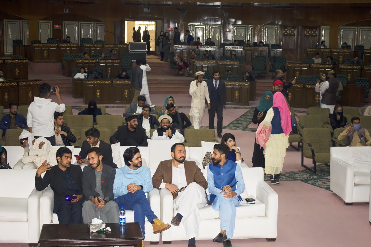 mkmtrainings's tweet photo. A Picture of our Mentors Mr Taimoor Pardesi, Mr Ismail Blogger along with Mr Khuram Irshad at National Youth Peace Conference in Islamabad
#nypc #hyv #taimoorperdesi #Ismailblogger #mkmtrainings #graphicdesigning #freelancing #inspiration #youth https://t.co/PUTkG3bDQI