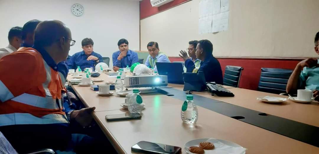 Captbladva's tweet photo. 03.03.2023
#hazira #GMB #shipping 
#maritime 
Mock drill under Crisis Management Plan with respect to @shipmin_india  
Today all Stakeholders/ports ( @AMNSIndia, @Adaniports @Shell , @LnT , @2Hazira , @AmbujaCementACL @UltraTechCement Magdalla Port @Ports_GMB )  1/5 https://t.co/7WDL4ZW4B2