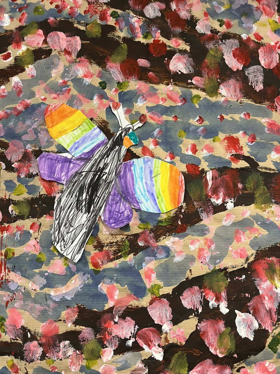 NajJanetto's tweet photo. Today I have been absolutely blown away by the staff &amp; children @RavensburyComm1 The performance the teachers did was so amazing! The children’s artwork of @JansDolly is out of this world. Huge Thanku to each &amp; every one of you. 🙏🙏🙏 #WorldBookDay2023 #worldbookday https://t.co/0nHgKVS7ub