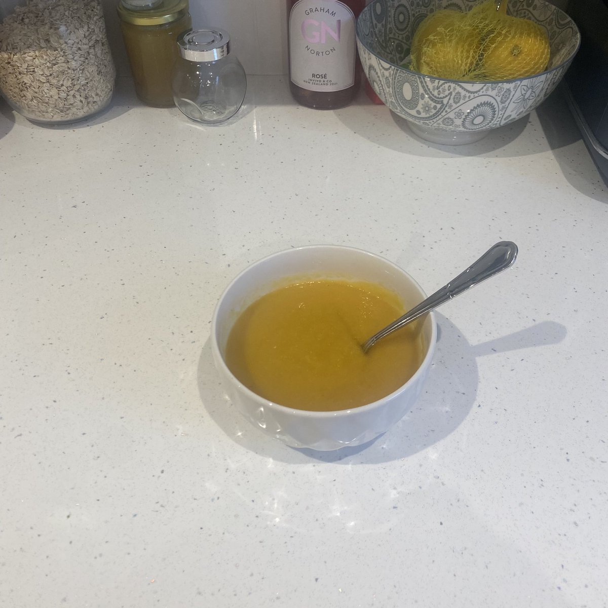 You know you’ve the best friends when they drop round a pot of soup when your in bed sick  🥰 #friends #whatfriendshipsaremadeof #feelingthelove #friendship