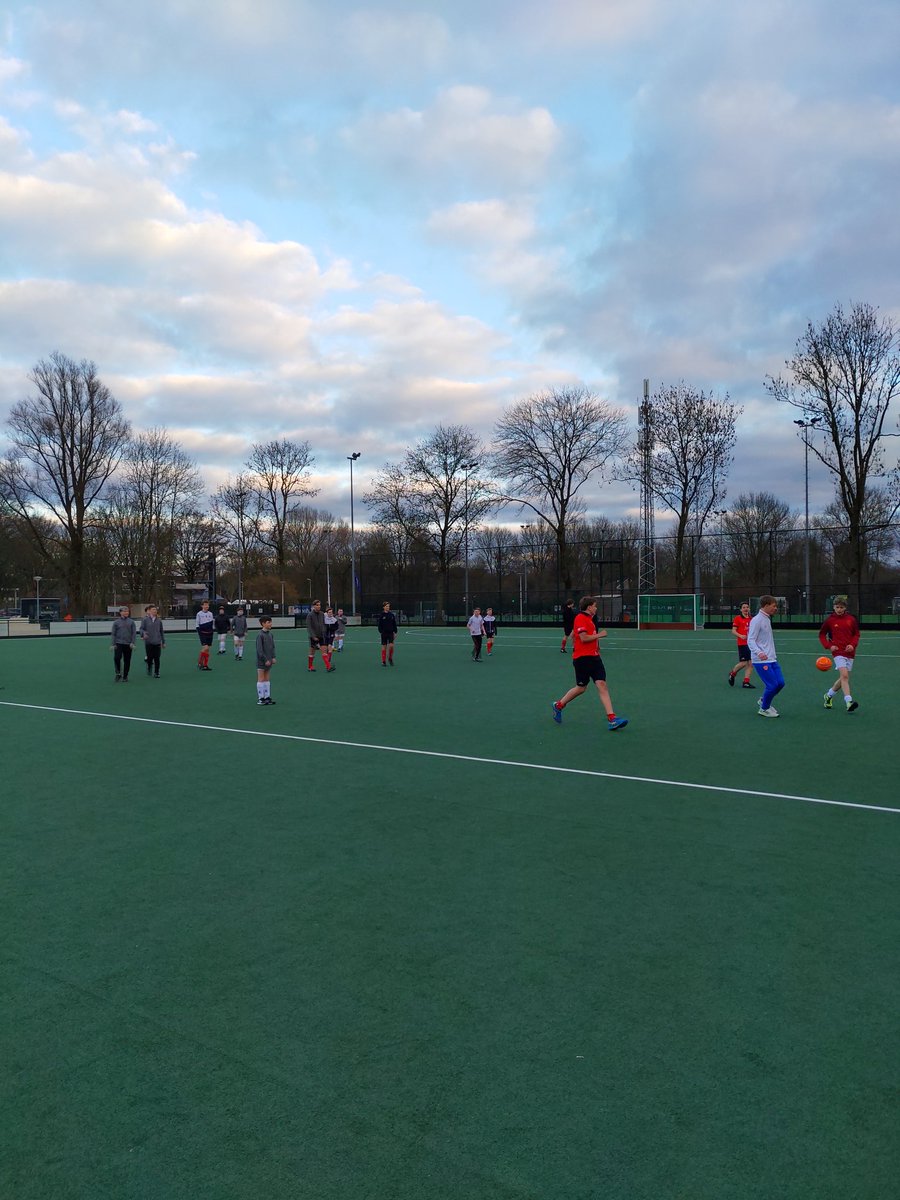 RHS Hockey (@regenthockey) on Twitter photo Final fixture of the tour finished, now some down time with the boys from <a href="/IJsseloever/">HCIJsseloever</a>
🔴⚫
#rhs #tour #totalhockey Final fixture of the tour finished, now some down time with the boys from <a href="/IJsseloever/">HCIJsseloever</a>
🔴⚫
#rhs #tour #totalhockey