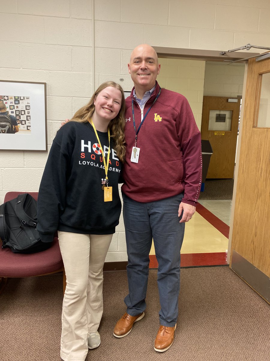 The recipient of this week's #ParkLikeAPrincipal is Hope Squad leader Ellie McCain '23, who organized our Week of Hope &amp; introduced speaker <a href="/LDamour/">Lisa Damour, PhD</a>: "Her work is a window into the minds of teenagers and offers those who guide them a fuller understanding of our mental health."