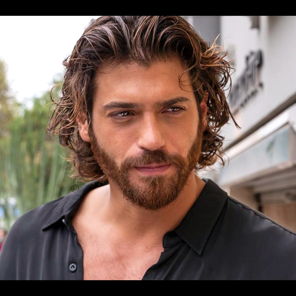 CClubItalia's tweet photo. Vi auguriamo una piacevole serata con questo magnifico ricordo di #CanYaman a Palermo lo scorso anno in occasione del #ManiaTour https://t.co/ZxHHyBpn4s