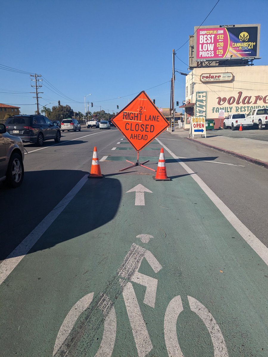 Why they do this? #barnettavenue @CityofSanDiego #VisionZero #SanDiego #bikecommute