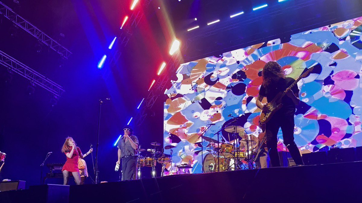 paramorebr's tweet photo. Paramore @ Estadio San Marcos (02/03) 📸@maaare #ParamorePER 🇵🇪 https://t.co/wkgPwczIgM