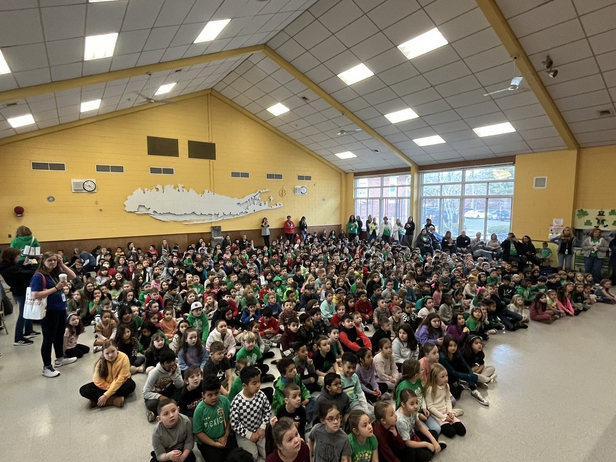 Our annual St. Baldrick’s event was a HUGE success! We raised a little over $9,000! #rockthebald #stbaldricks #conquerkidscancer <a href="/SachemWaverly/">Waverly Ave Elementary</a> <a href="/SachemSchools/">Sachem Schools</a> <a href="/StBaldricks/">St. Baldrick's Foundation</a>