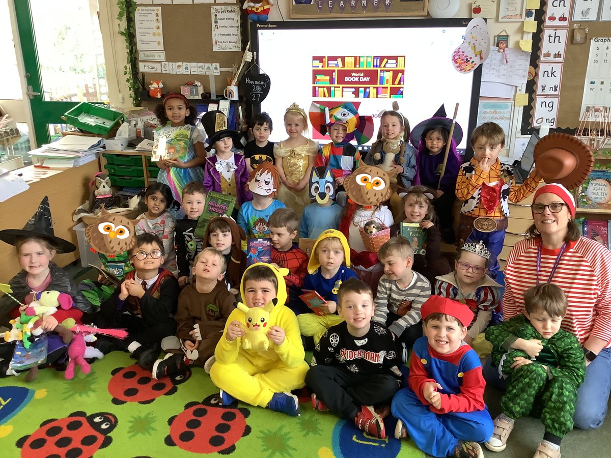 Longleaze's tweet photo. 📚What a fun-filled week celebrating all things reading! From cosy stories to dressing up, we have loved talking about our favourite books and characters.
Thank you everyone who helped make it a real celebration of reading!📚
#LongleazeLearners #LearningforLife #LongleazeReaders https://t.co/DPhceyNt50