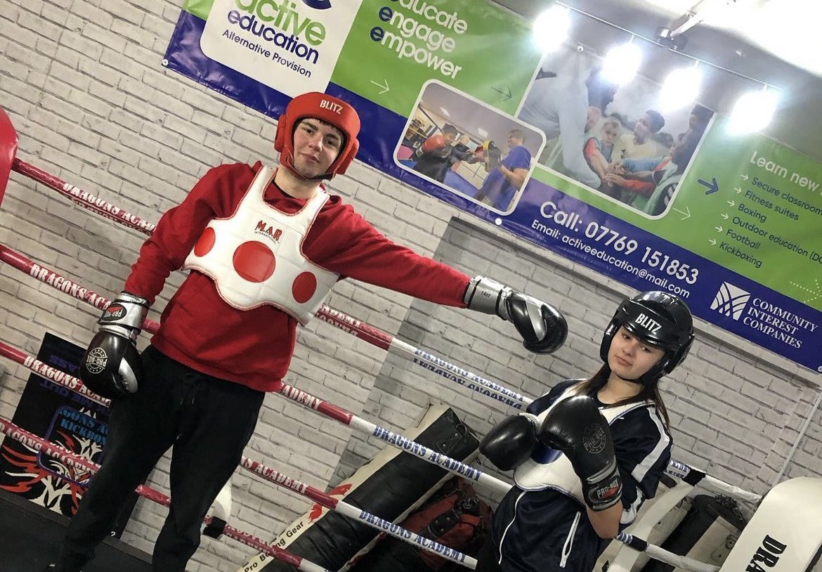 ProvisionActive's tweet image. What a way to finish an amazing 6 weeks with all the students completing their graduation and receiving a medal and a certificate.
Just want to give a special mention also to one of the students. She has been offered a free training sponsorship for a future bout.