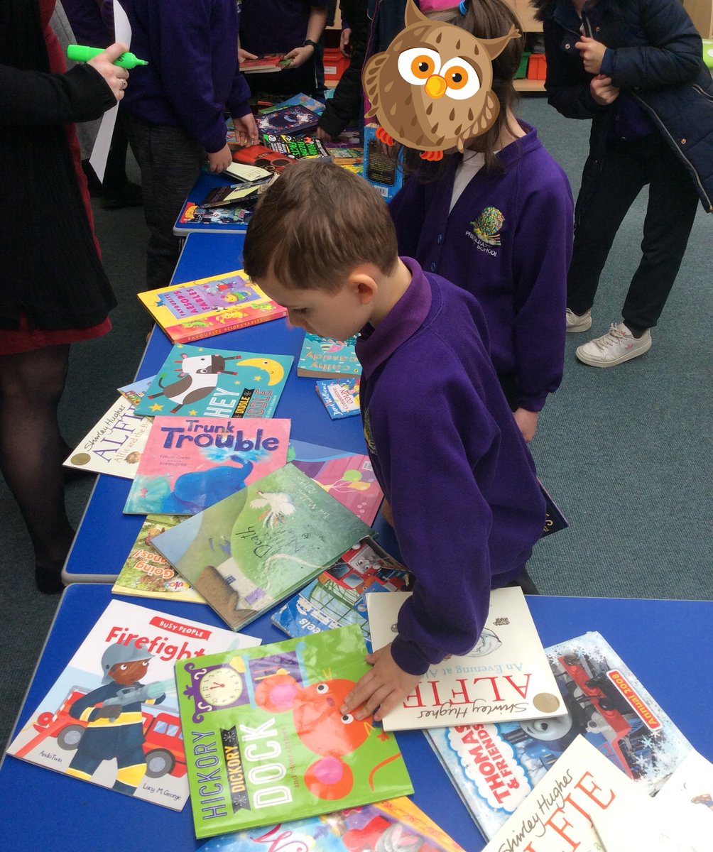 Longleaze's tweet photo. 📚What a fun-filled week celebrating all things reading! From cosy stories to dressing up, we have loved talking about our favourite books and characters.
Thank you everyone who helped make it a real celebration of reading!📚
#LongleazeLearners #LearningforLife #LongleazeReaders https://t.co/DPhceyNt50