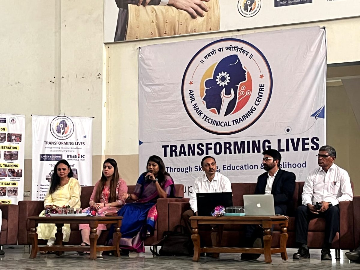 anttc_kharel's tweet photo. Today we held a conference on “Implementation Of National Education Policy” at the Anil Naik Technical Training Centre.
#anttc #students #vocationaltraining #trainingcenter #kharel #navsari #employee #employment #PlacementOpportunities #team #students #training #MEPSCI #NSDC https://t.co/pZXHq1hOkE