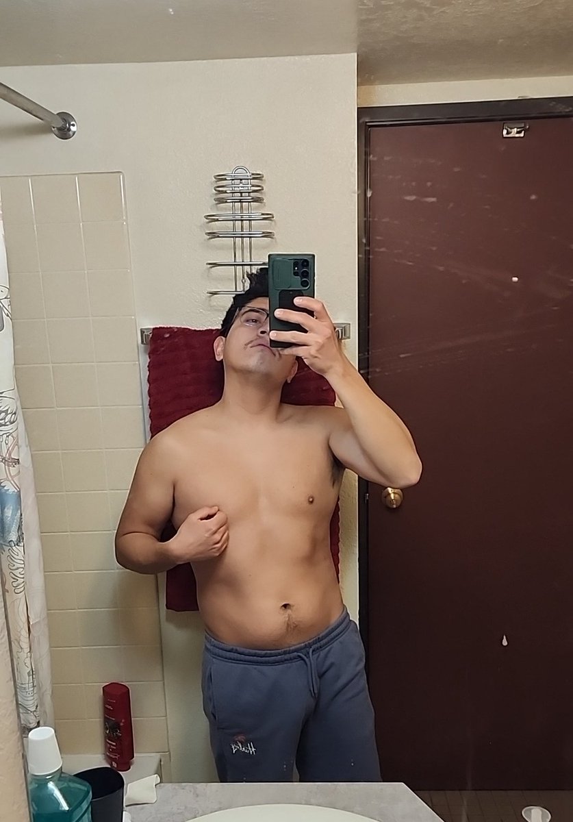 Sebas_Citlamina's tweet photo. #gayboy #mexicangay #chicogay https://t.co/GelKz1ddXJ