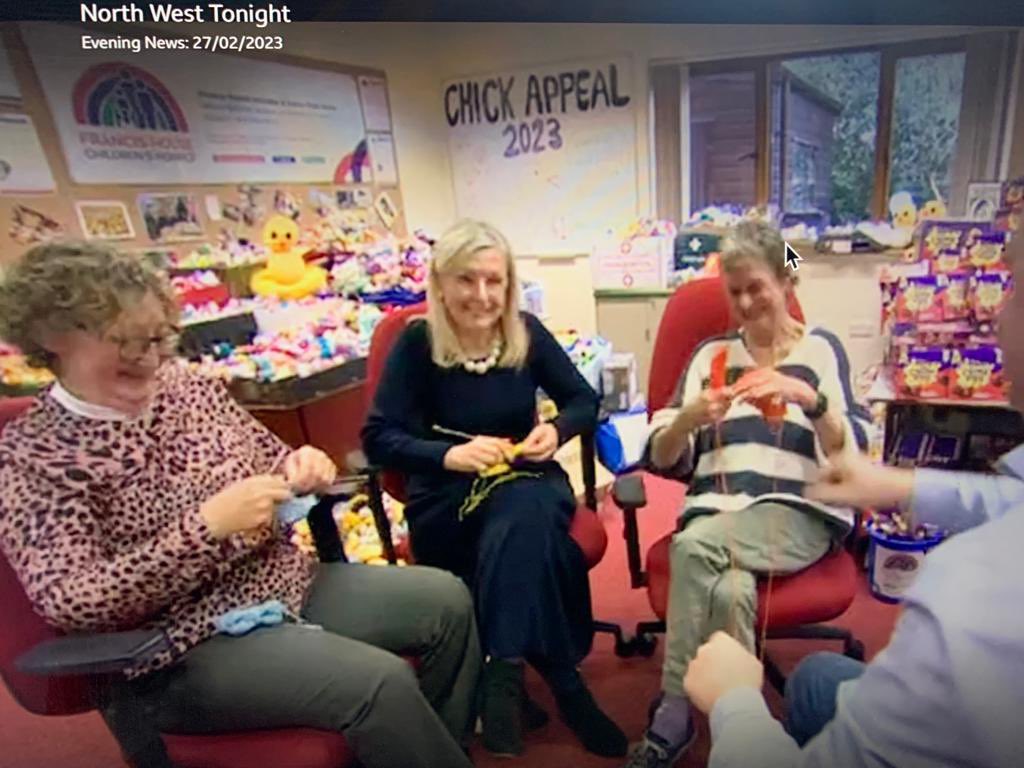 WIDidsbury's tweet photo. Getting busy knitting 🧶 on tv for charity! BBC North West Tonight came to film Didsbury Village WI at a session creating little chics 🐣 for sale as part of an Easter appeal. 

All proceeds will go to Francis House in South Manchester. https://t.co/EU4drvcsWt