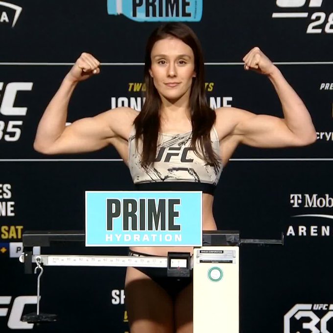 Алекса вес. Alexa grasso. Грассо Лилия. Alexa grasso make up.