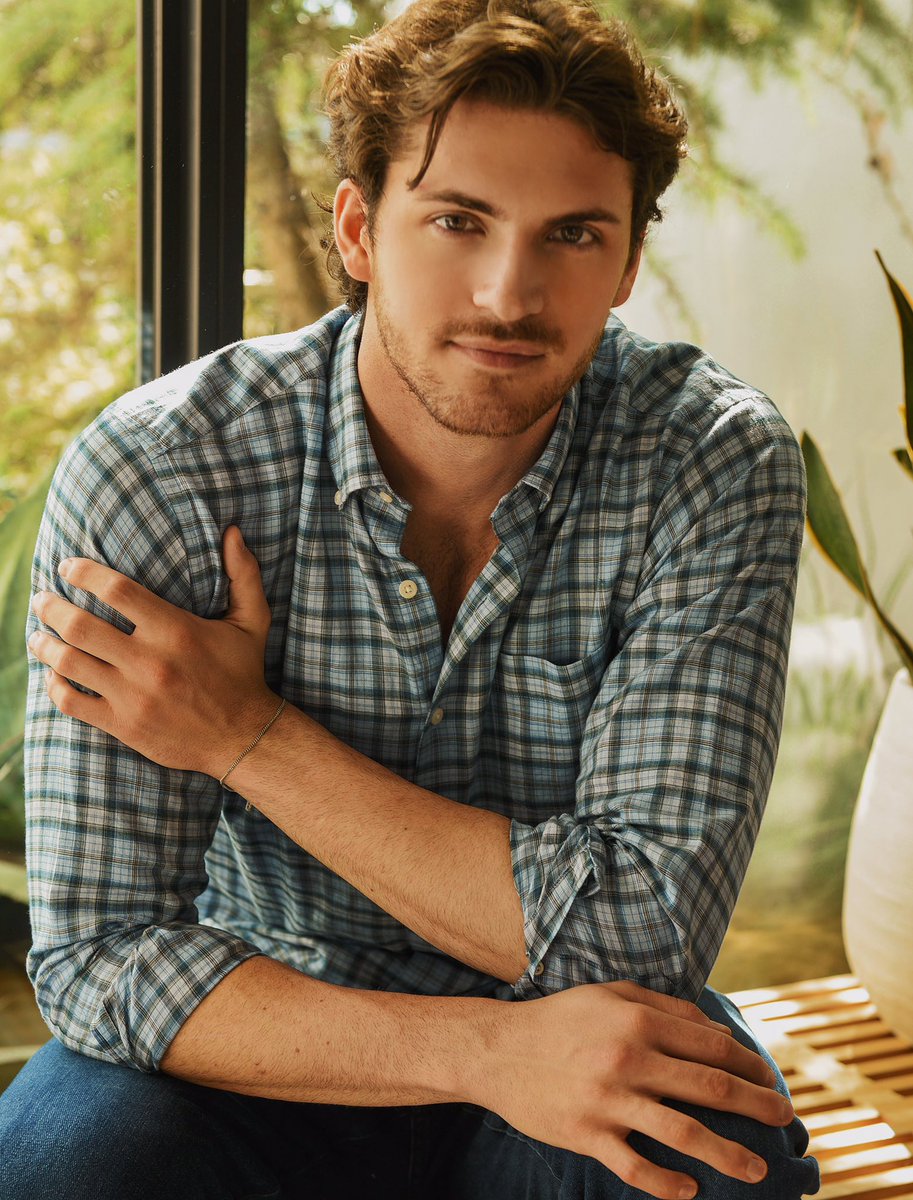 CampbellModels's tweet photo. TYLER for Saint Bernard / /
@tylerhayek for @shopsaintbernard
#CampbellModels https://t.co/sU5a9PjjNV