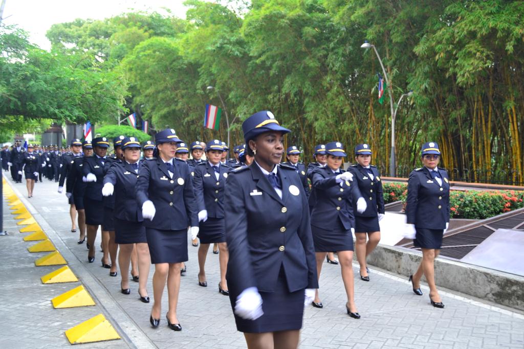 WMVallejo's tweet photo. He tenido el privilegio de trabajar con grandes seres humanos, dedicados a sus familias y a su ciudad, que empeñan una labor indispensable con mucha dedicación. 

Hoy celebramos los 50 años del cuerpo de agentes de tránsito y reitero que estamos a disposición de la ciudadanía. https://t.co/HMDT2k5blJ