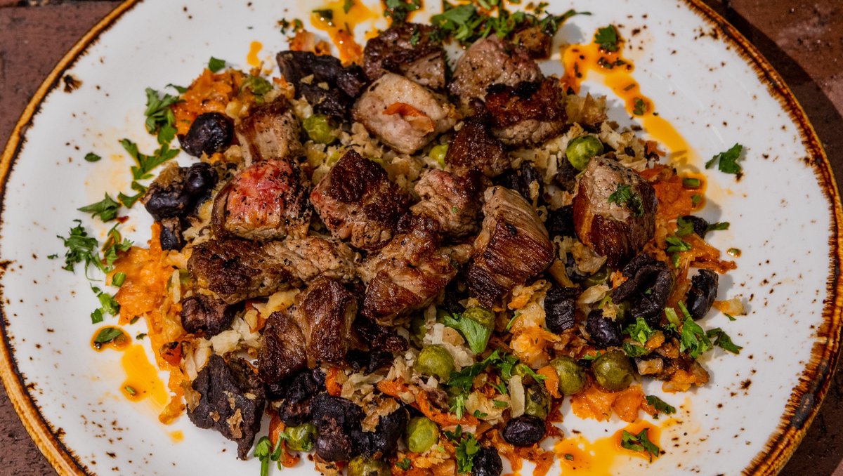 jaguarestaurant's tweet photo. Next time you come, check out our Paw Menu! 100% dog friendly and 100% organic 🐆🐕️ https://t.co/kZ2MIS7dyr