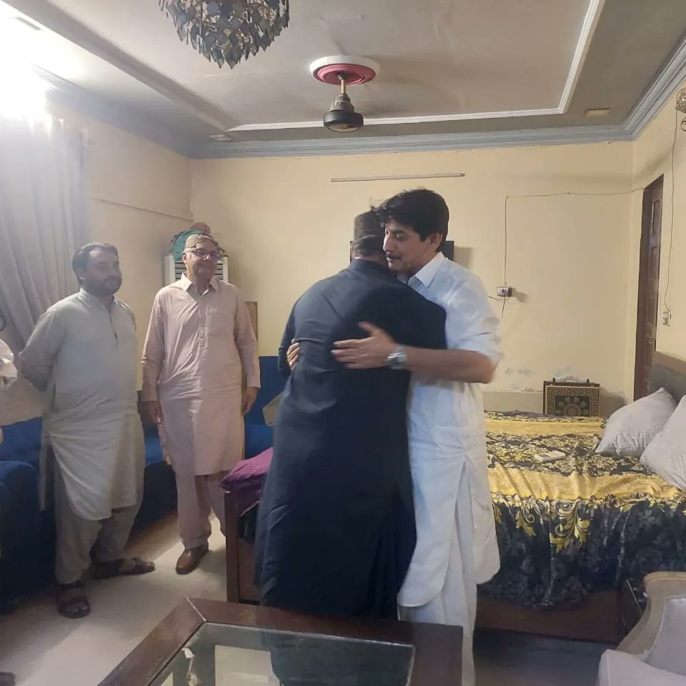 YmSfdr's tweet photo. لاڑکانہ 2023-03-03
 پاکستان پیپلز پارٹی کے رہنما سردار صفدر علی خان مٹہانی صاحب نے پاکستان پیپلز پارٹی ضلع کندھ کوٹ کے صدر جناب گل محمد خان جکہرانی صاحب سے مٹہانی ہاؤس میں ملاقات کی۔
 جاری کنندہ:  راجہ عبدالحق دایہ ٹیم میڈیا 
سیل مٹہانی ہاؤس لاڑکانہ
#Team Mithani house https://t.co/s8tWOEcZJ1