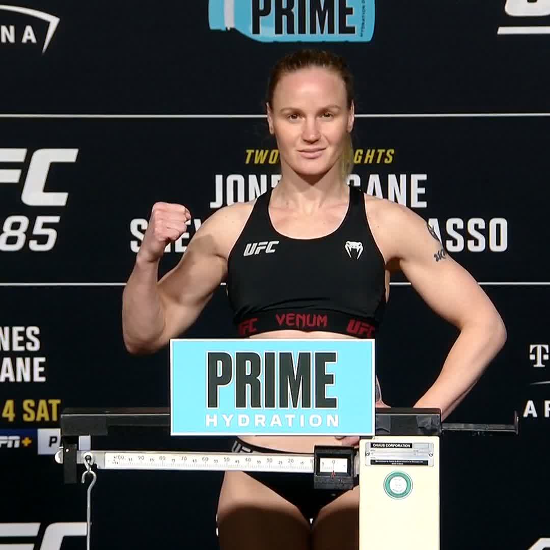 Wasted ZERO time making our co-main official! @BulletValentina also in