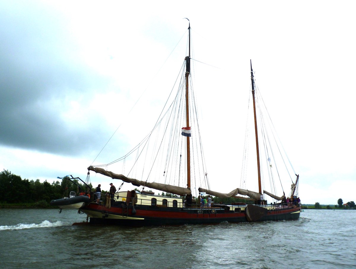 binnenvaart's tweet photo. De Hester , Foto gemaakt op 05-07-2010 in Kampen.

https://t.co/hqJS5E4B7T https://t.co/taLYYjdGV7