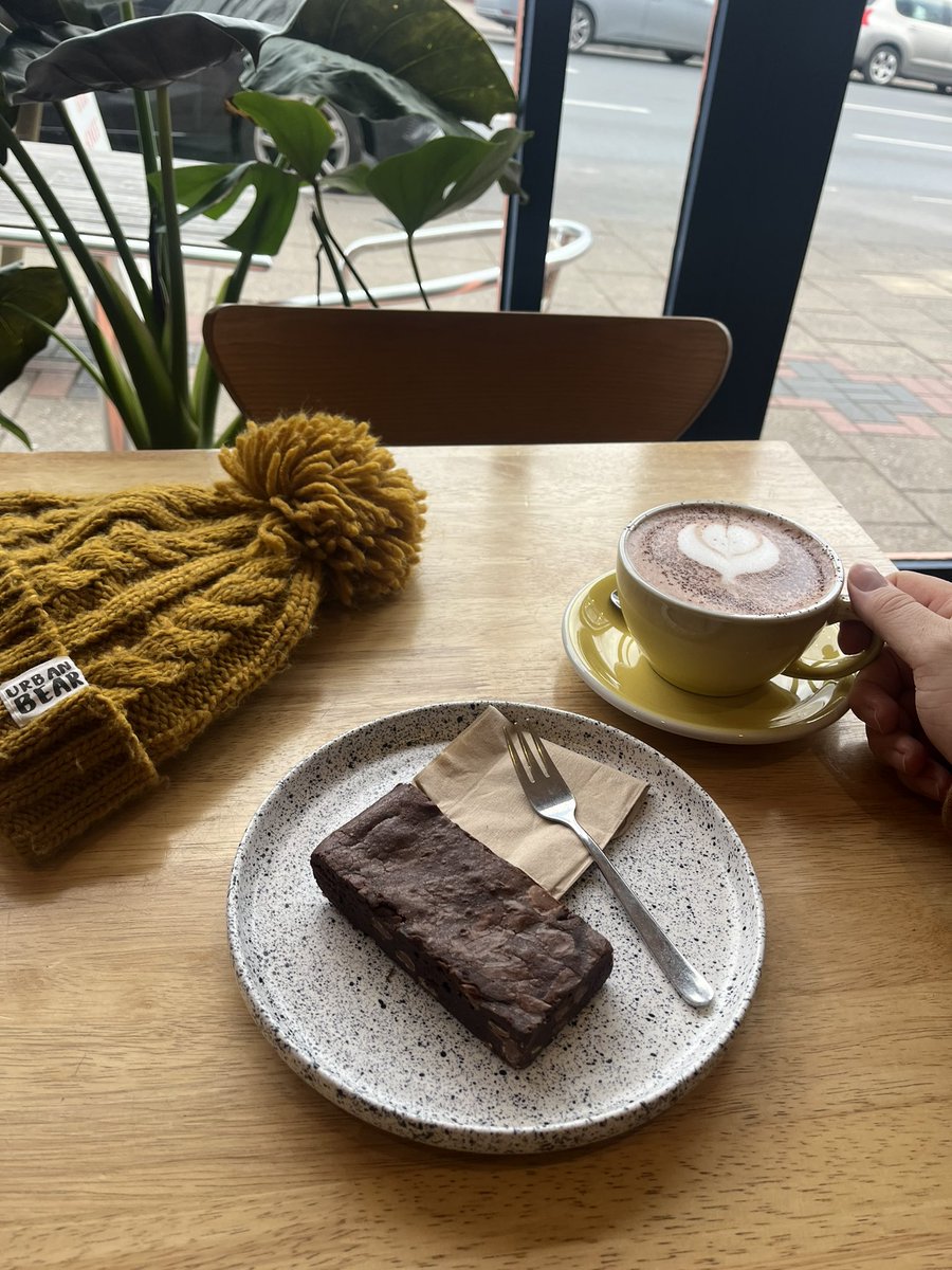 Starting a three day weekend the right way ☕️ 
#localcafe #bakery #hotchocolate #3dayweekend