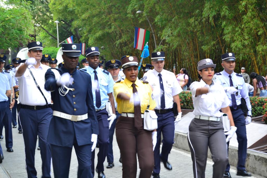 En esta celebración de los 5️⃣0️⃣ años del cuerpo de agentes de tránsito damos un paso por los uniformes de anteriores años.

¿Cuantos acá los recuerdan?
¿Cuál te tocó? 👮🏻‍♀️👮🏾‍♂️

#CaliTeQuiere💙❤️💚