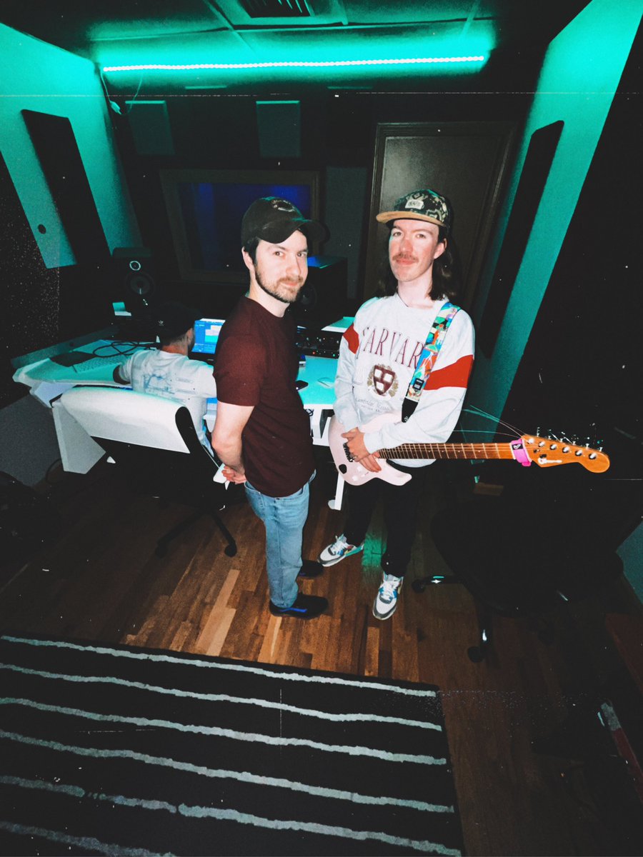 BACKDR🙁P VIOLET tweet media