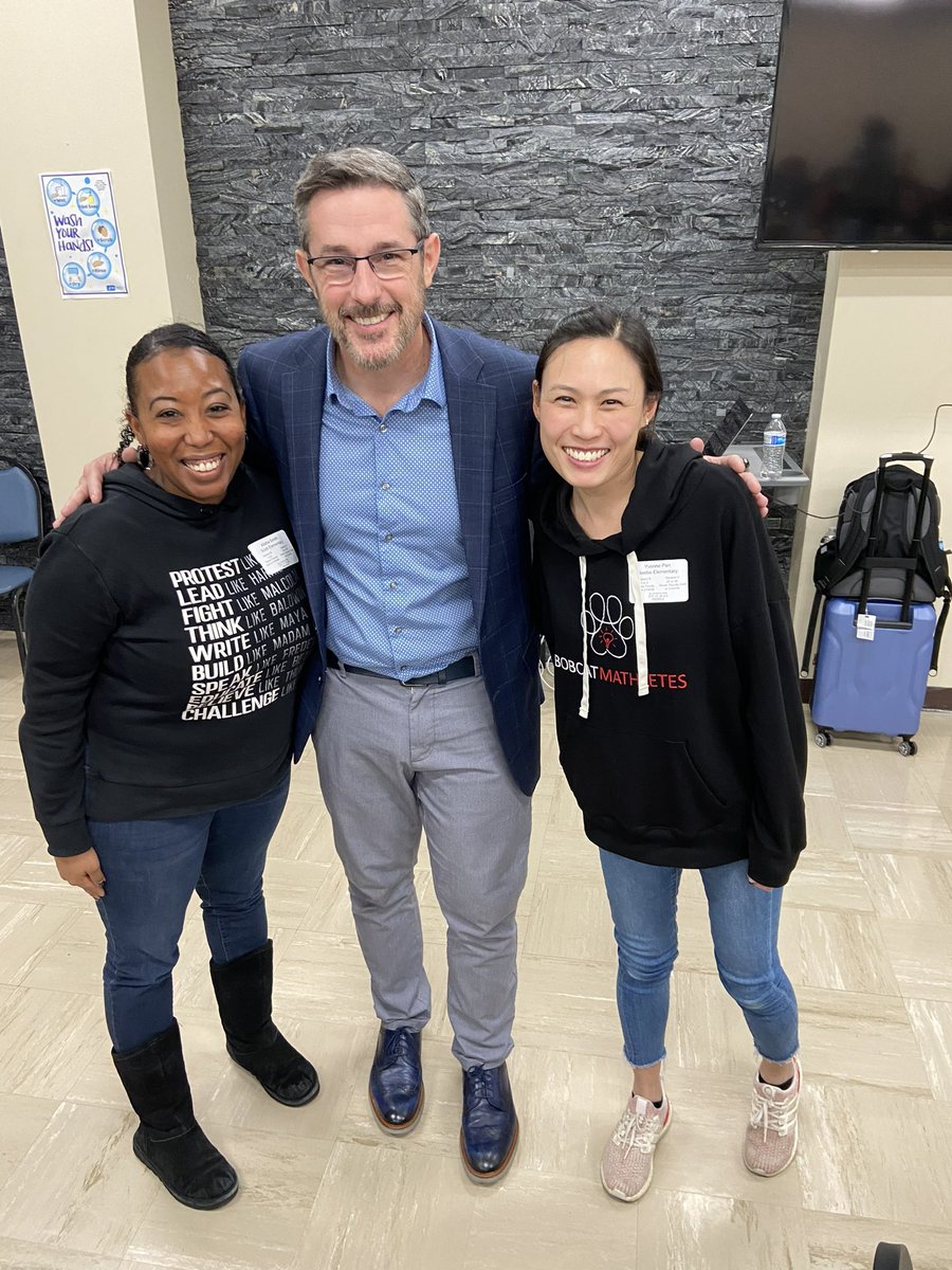 beebepan's tweet photo. Growing and revising my thinking about modeling with mathematics @MikeFlynn55
@AlishaSmith1230
#wsmc23
#BeebeAdventures
#PartnersInGrowth https://t.co/W7dClghgLW