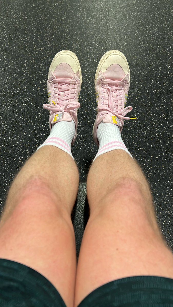 On Friday, we wear ice cream shoes 🍦