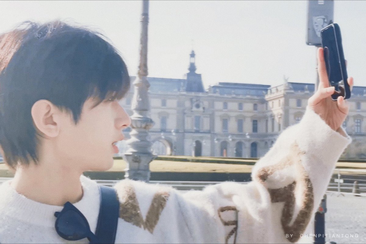 chengyiarchive's tweet photo. Have fun in Paris! Looking forward to more vlogs ♡

RT + REPLY : 
ChengYiLanvinxParis
#ChengYiLanvinxParis https://t.co/b57DpZQARX