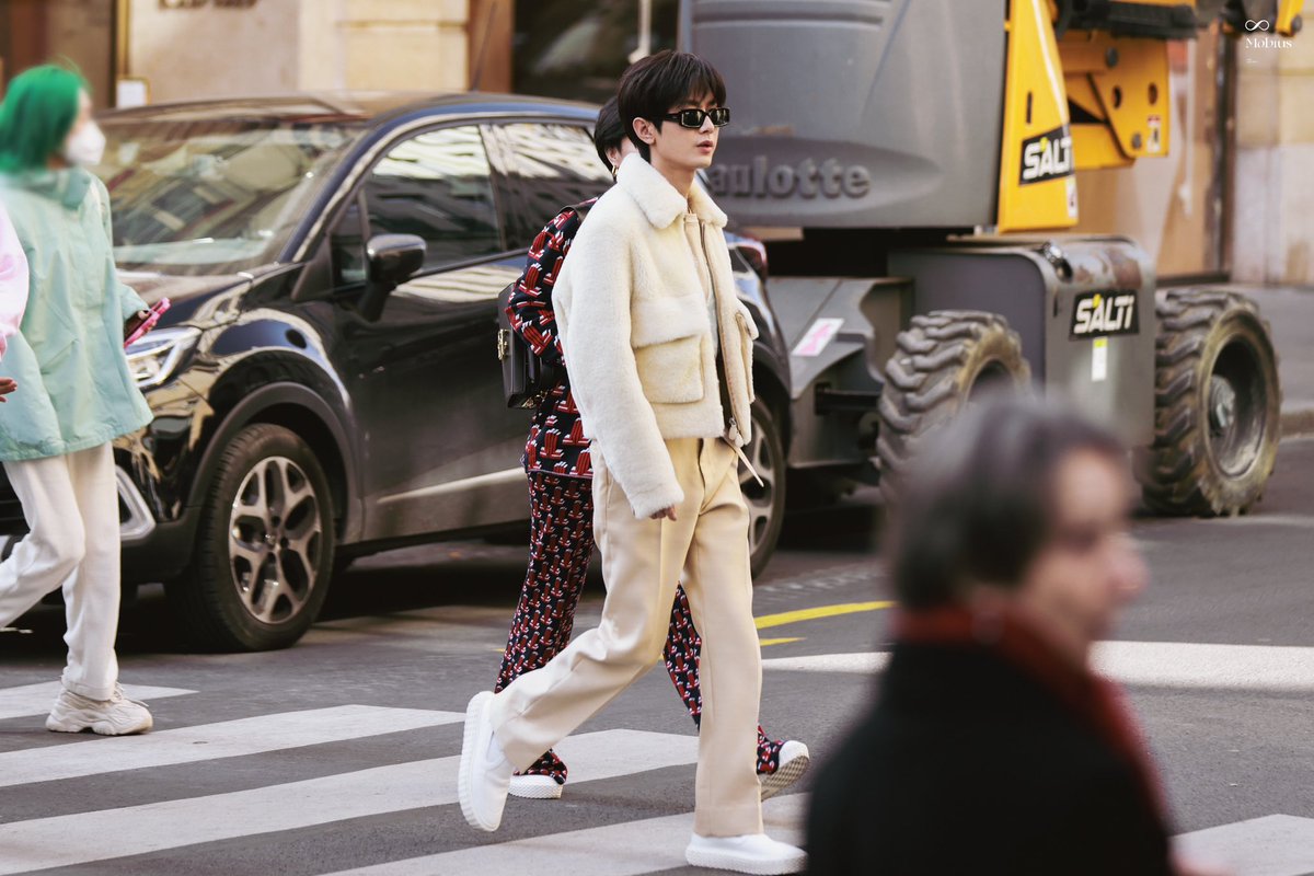 m1mibean's tweet photo. As time goes by, all the good things fall on you. Look forward to more exciting roles for you Cheng Yi

paris fashion week @Lanvin
ChengYiLanvinxParis
#ChengYiLanvinxParis https://t.co/8VPRCAasqv