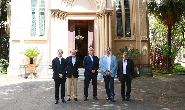 UAHes's tweet image. La #UAH ha confirmado su colaboración con la Universidade Cidade de São Paulo @unicidonline y la Faculdade de Ciências Médicas da Santa Casa de São Paulo @FCMSCSP, con las que actualmente tiene un convenio para realizar estudios de posgrado en Odontología. ow.ly/h8Hc50N87A1