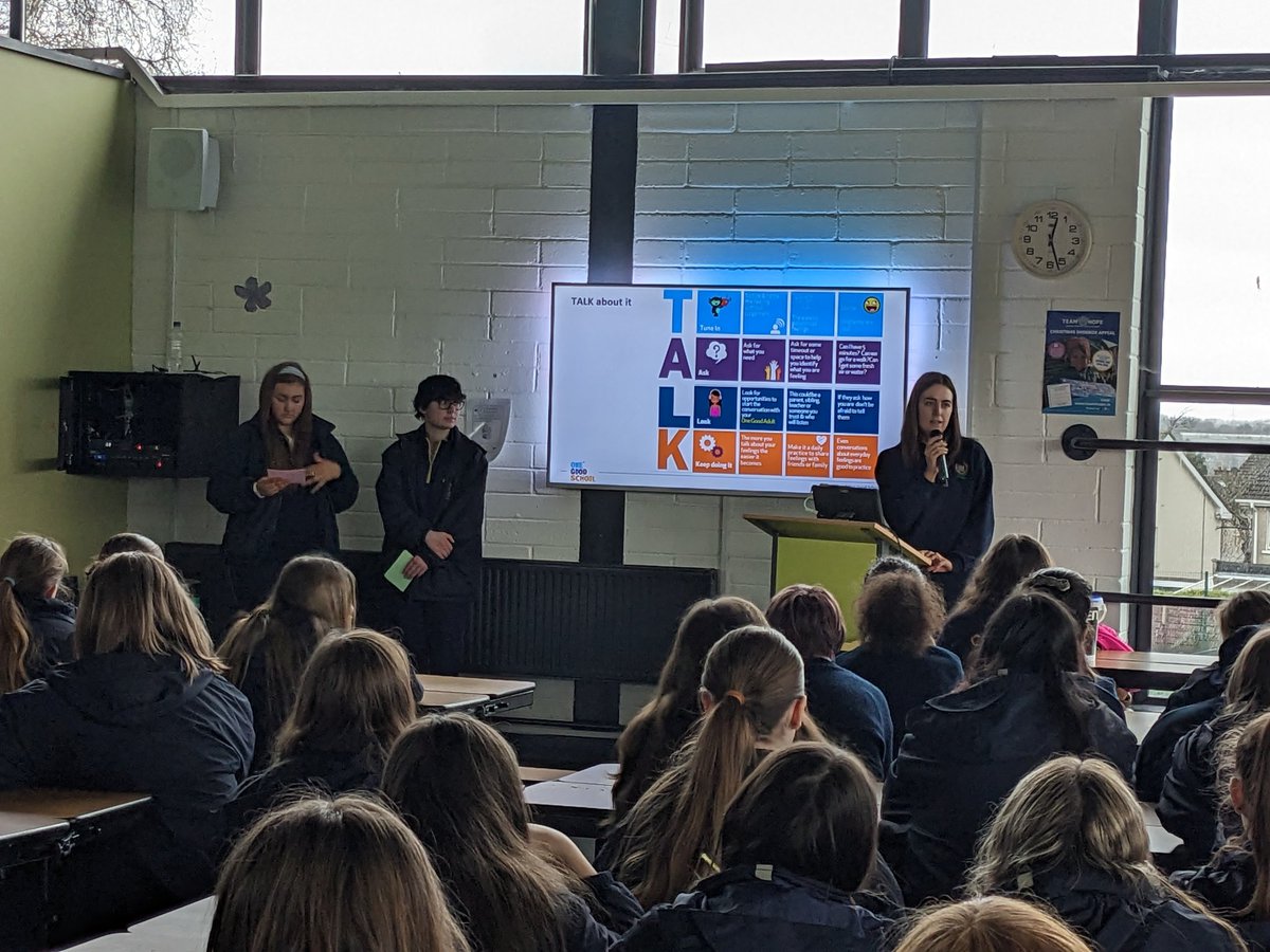 UArdle's tweet photo. Wow!! Excellent second round for the TY peer educators! @JigsawYMH will be looking for you to work for them. 1st years were lucky to hear you! Well done! @TYColaisteBride @Colaistebride #onegoodschool #mentalhealthmatters #dealingwithchange #jigsawpeereducators #tytalkers https://t.co/QFx7cbnYFr