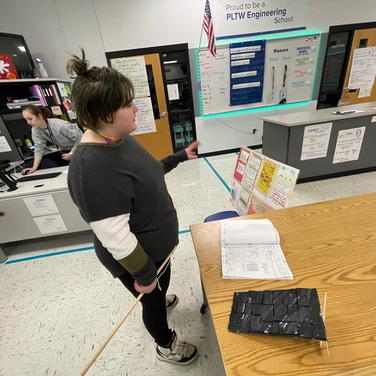 GrahamSchools's tweet photo. GMS mixed 7/8 grades are presenting their energy expo projects to one another. Their peers are grading their research and prototype creation. They have worked on this project for a week and a half!

Go Falcons 🦅 https://t.co/usItZ8ABB1