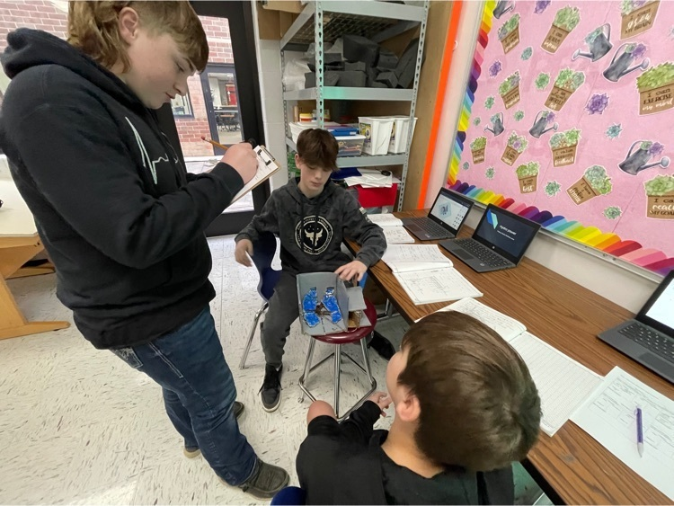 GrahamSchools's tweet photo. GMS mixed 7/8 grades are presenting their energy expo projects to one another. Their peers are grading their research and prototype creation. They have worked on this project for a week and a half!

Go Falcons 🦅 https://t.co/usItZ8ABB1
