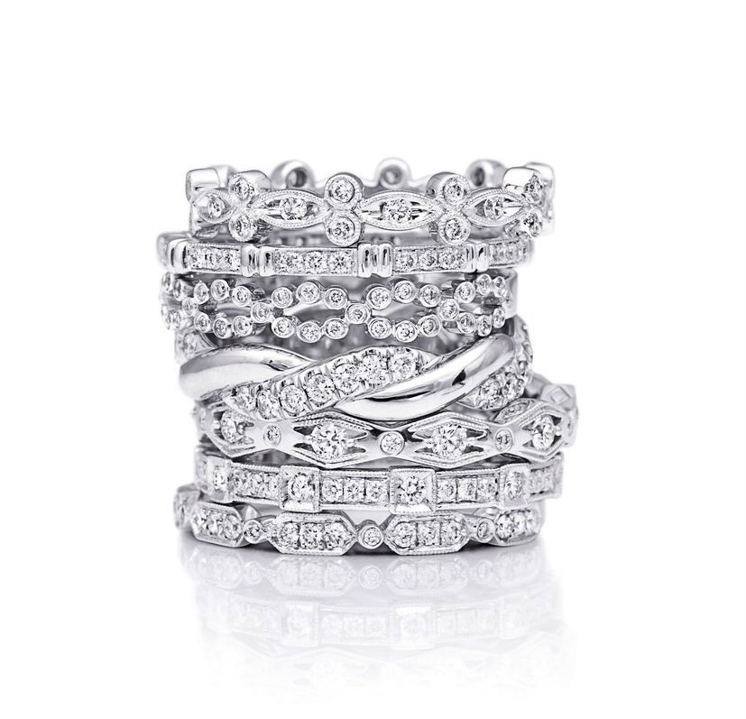sunsethillwc1's tweet image. Sparkling into the weekend like… 

#ringbling #diamondsareforever #stackingrings #rings #ringstack #stackablerings #weddingband #diamondrings #jewelrylover #ringgoals #ringinspo #dreamring
#coastdiamond #wcshopsmall