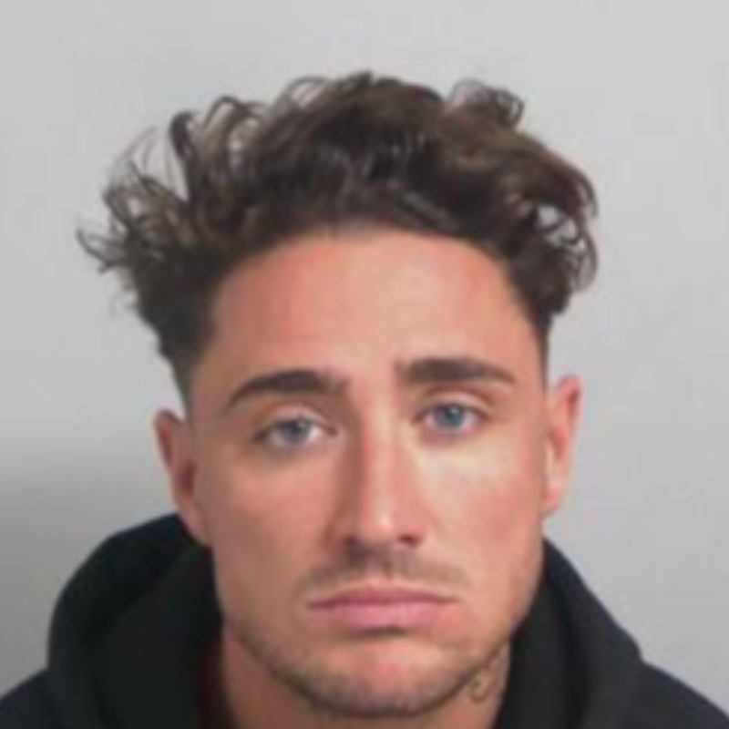 CPSUK's tweet photo. ⚖️ Reality TV star Stephen Bear has been sentenced to 21 months imprisonment today for voyeurism and two counts of revenge porn.

Those like Bear who share sexual photos or videos without consent or threaten to do so can expect to be prosecuted.