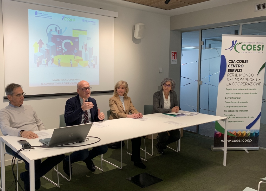 confcoopbg's tweet photo. È nata la Scuola di Alta formazione per l’impresa cooperativa, promossa da #CsaCoesi insieme a Confcooperative Bergamo e in partnership con @SDM_MasterUnibg dell'@UniBergamo. 

#confcooperativeBg #mondocooperativo #federsolidarietà #confcooperative #formazione #innovazione https://t.co/2yQZxOelH5