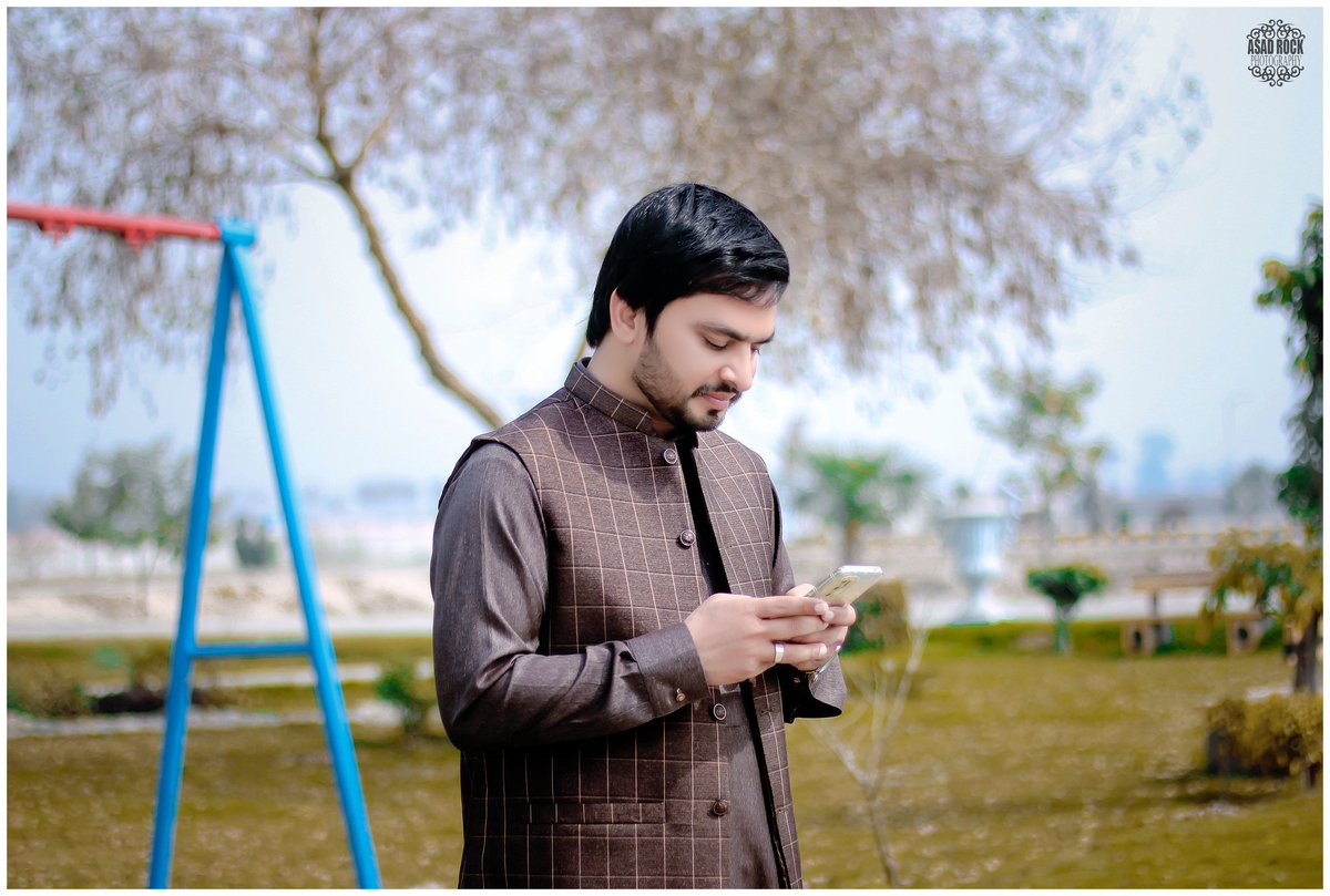 kashif84669612's tweet image. آخری دنوں میں اسکا فون کٹنا شروع ہوا 
اور پھر کٹ گئے اس کے رابطے مجھ سے🖤🙂🥀
#Kashif