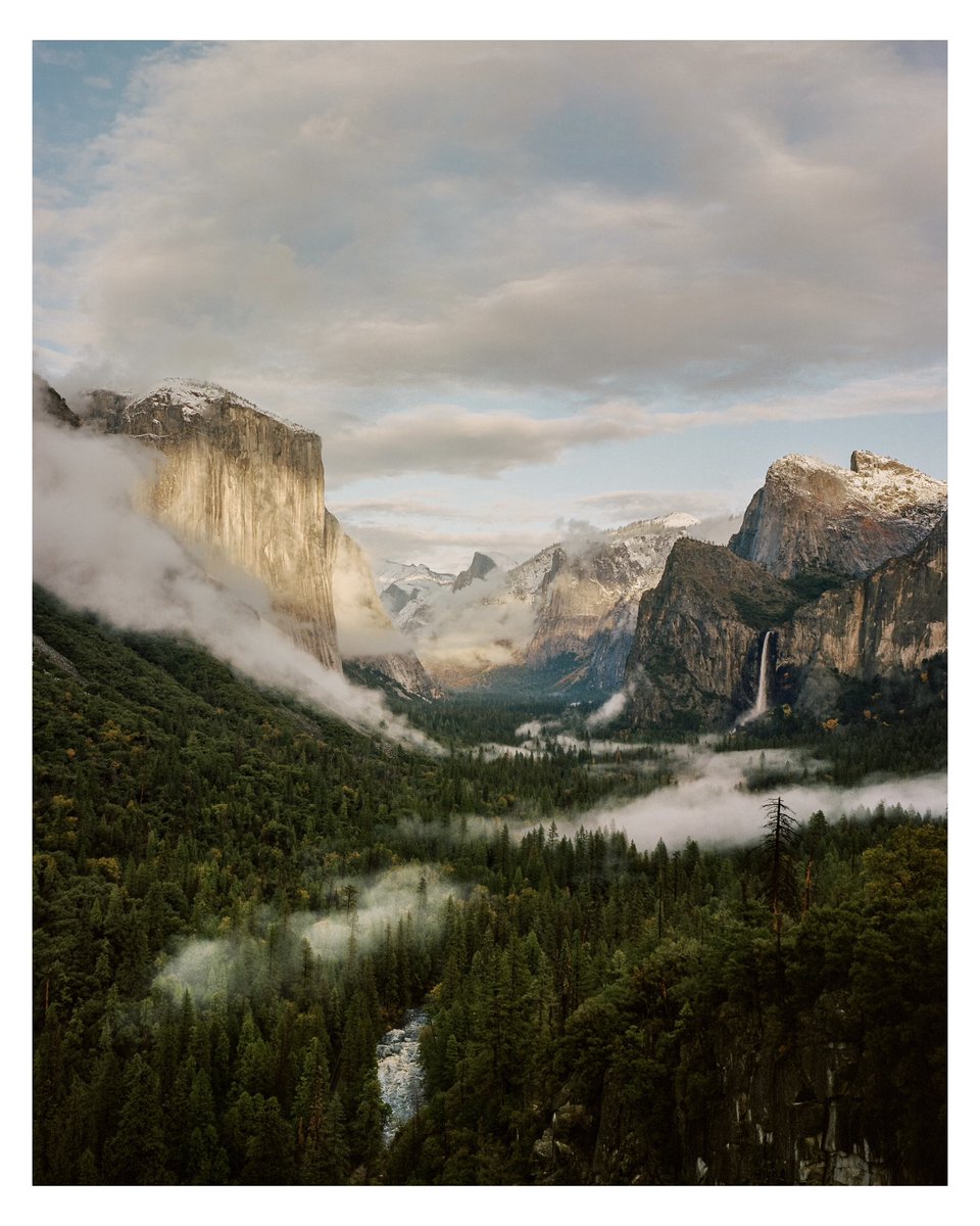 jacobetovar's tweet photo. tunnel view on 120 film #mamiya7 https://t.co/SSiwk0mXip